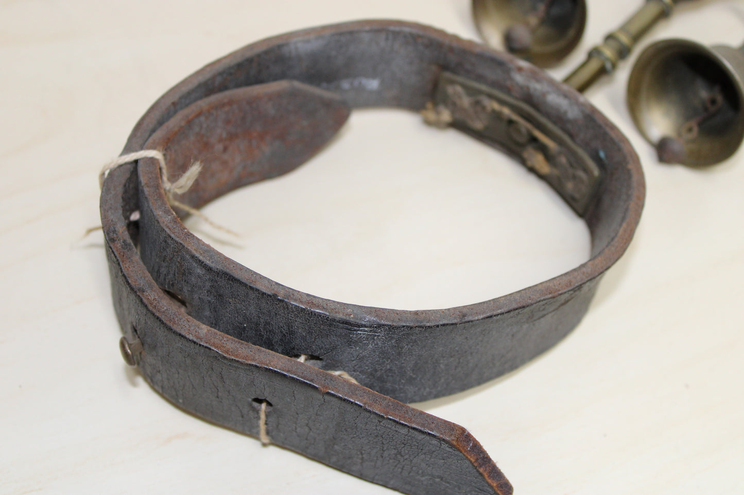 Antique brass / leather heavy horse terret