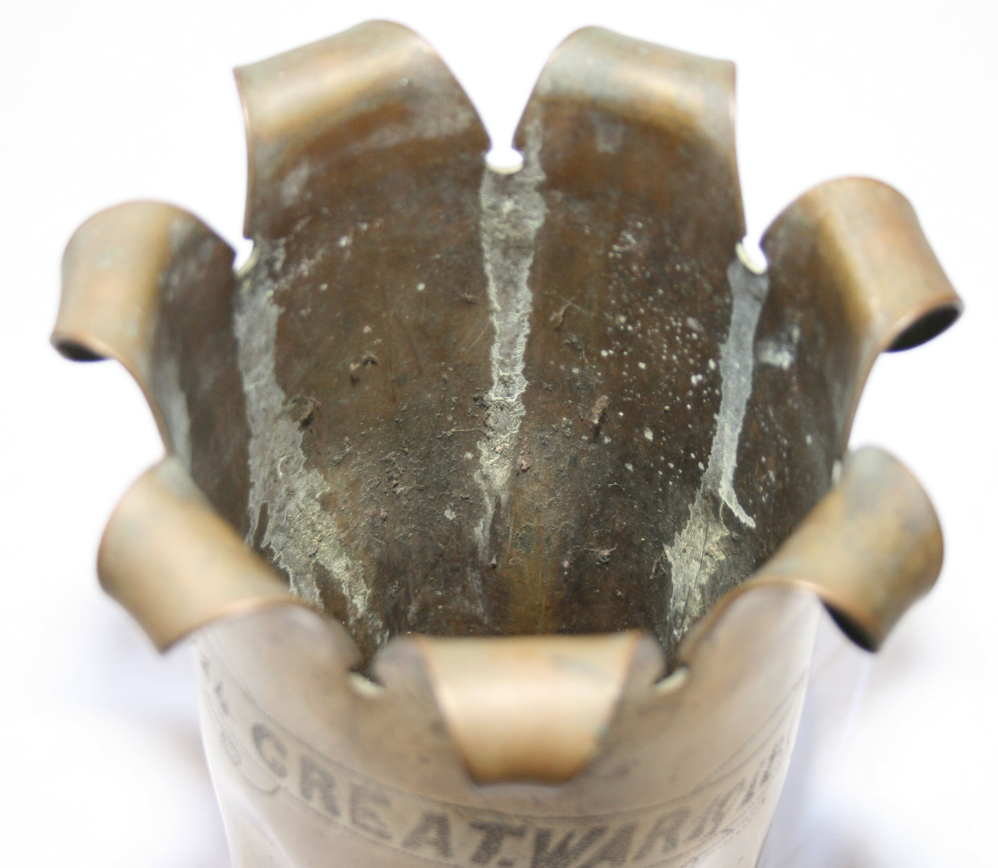 Single 1916 10.5 cm WWI german shell case with coat of arms decoration