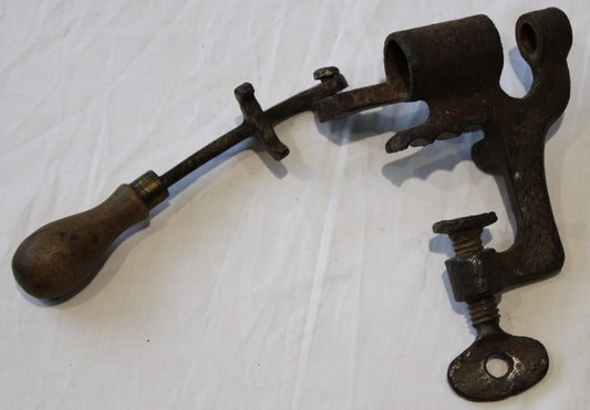 Antique shotgun cartridge crimping/rollover bench mounted tool