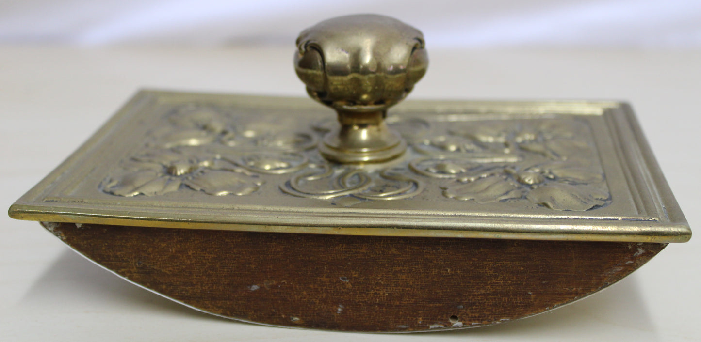Vintage Art Nouveau brass floral desk ink blotter