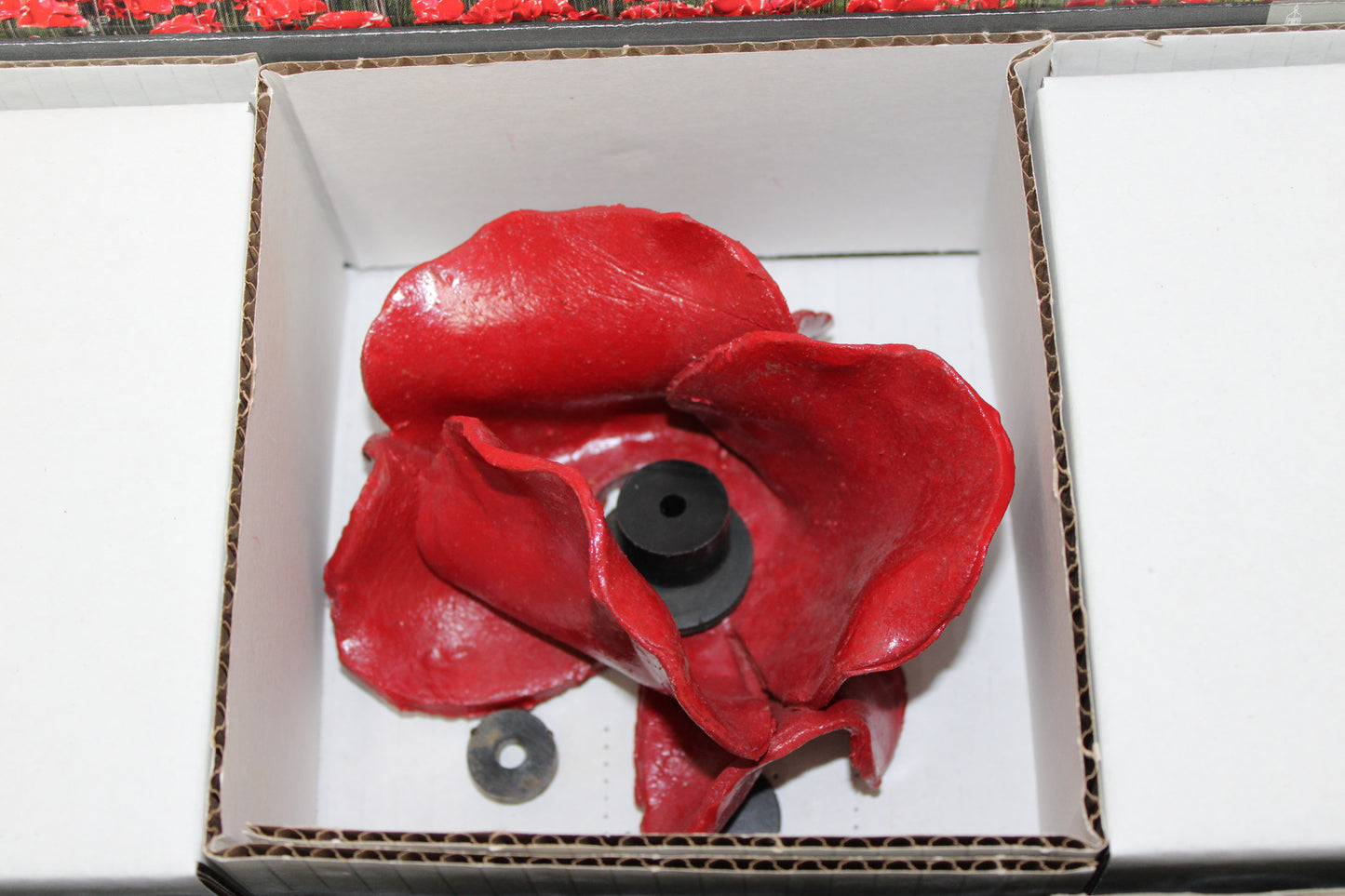 2014 Ceramic Poppy Tower of London Complete - Box Certificate Booklet - Paul Cummins