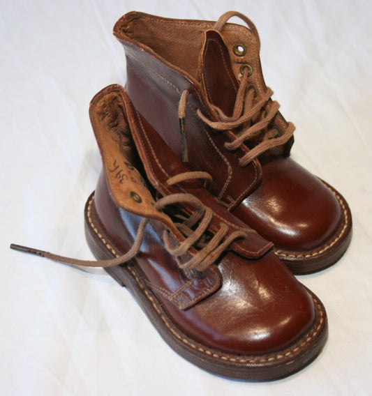 Lovely old Danny childs leather boots